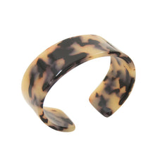Load image into Gallery viewer, Front view of our Medium Blonde Tortoise Cuff