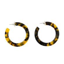 Load image into Gallery viewer, Front view of our Large Chunky Tortoise Hoops