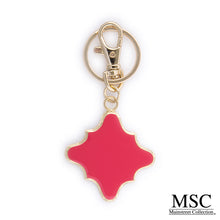 Load image into Gallery viewer, Enamel Quatrefoil Keychain