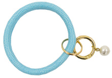 Load image into Gallery viewer, Lizard Keyrings with Pearl Accent