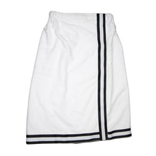 Load image into Gallery viewer, Front view of the black and white bath wrap