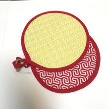 Load image into Gallery viewer, Pot Holders Set of 2
