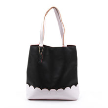 Load image into Gallery viewer, Black Scallop Handbag with White Details

